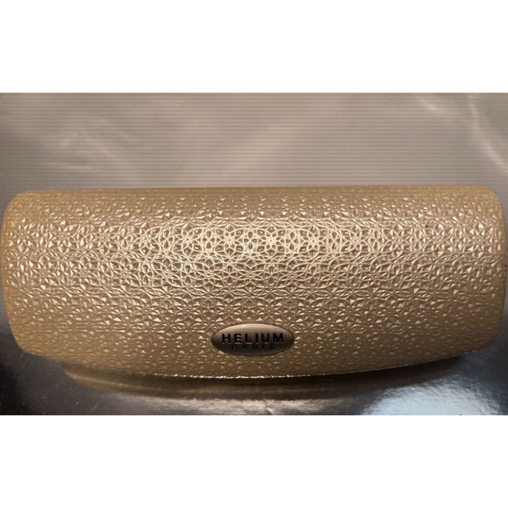HELIUM PARIS CREAM PEARL ORNATE HARD EYEGLASS /SUNGLASSES CASE TEXTURED PREOWNED